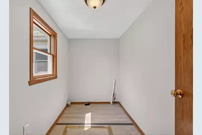 972 E Philhower Road, Beloit, WI 53511 - Photo 21