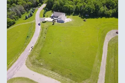 N4524 Prairie Knoll Circle, Portage, WI 53901 - Photo 7