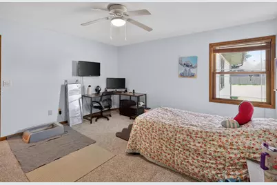 3179 S Davis Drive, Beloit, WI 53511 - Photo 23