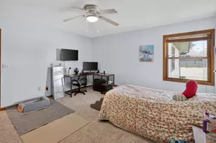 3179 S Davis Dr, Beloit, WI 53511 - Photo 23