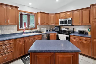 3179 S Davis Drive, Beloit, WI 53511 - Photo 13