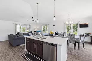 233 Greenway Cir, Deerfield, WI 53531 - Photo 13