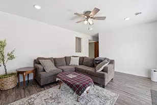 233 Greenway Cir, Deerfield, WI 53531 - Photo 23