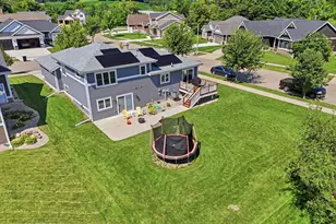 233 Greenway Cir, Deerfield, WI 53531 - Photo 7