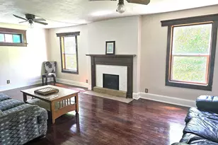 2467 S Riverside Dr, Beloit, WI 53511 - Photo 7