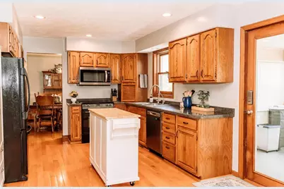1115 E Iowa Street, Prairie Du Chien, WI 53821 - Photo 5