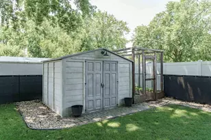 345 Beechwood Dr, Janesville, WI 53548 - Photo 39