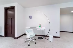 9406 Silverstone Ln, Madison, WI 53593 - Photo 33