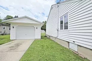 1404 Center St, Watertown, WI 53098 - Photo 43