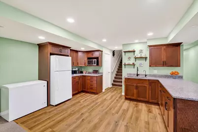 932 E Lauderdale Court, Edgerton, WI 53534 - Photo 35