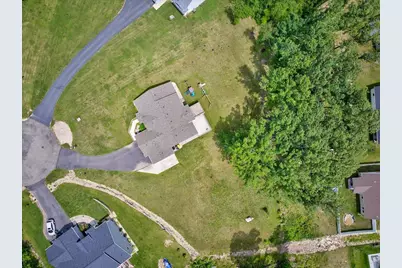932 E Lauderdale Court, Edgerton, WI 53534 - Photo 5