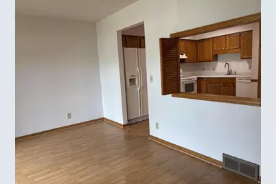 1422 Dayton Drive #3, Janesville, WI 53546 - Photo 5