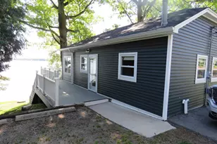 N10524 Howard Ave, Fox Lake, WI 53933 - Photo 25