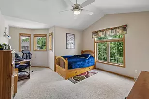 610 Pleasant Valley Pkwy, Waunakee, WI 53597 - Photo 27
