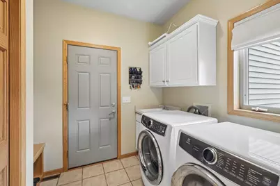 610 Pleasant Valley Parkway, Waunakee, WI 53597 - Photo 21