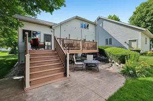 610 Pleasant Valley Pkwy, Waunakee, WI 53597 - Photo 45