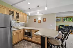 610 Pleasant Valley Pkwy, Waunakee, WI 53597 - Photo 33