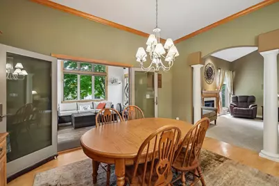 610 Pleasant Valley Parkway, Waunakee, WI 53597 - Photo 17