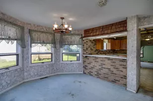 1315 W Court St, Janesville, WI 53548 - Photo 9