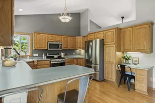 10 Byars Cir, Madison, WI 53719 - Photo 11