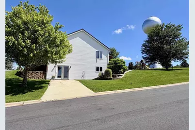 506 S Varnum Street, South Wayne, WI 53587 - Photo 5