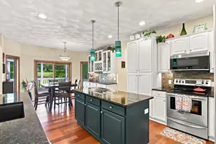 1802 Autumn Hill Dr, Verona, WI 53593 - Photo 11