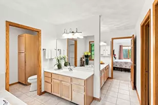 1802 Autumn Hill Dr, Verona, WI 53593 - Photo 29