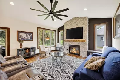 1789 Lunde Circle, Stoughton, WI 53589 - Photo 9