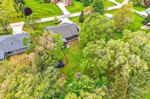 1789 Lunde Cir, Stoughton, WI 53589 - Photo 5