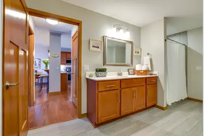 625 N Segoe Road #510, Madison, WI 53705 - Photo 15