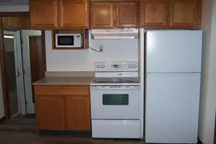 812 E Jefferson St, Waupun, WI 53963 - Photo 3