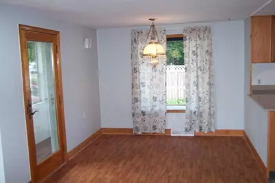 812 E Jefferson Street, Waupun, WI 53963 - Photo 5