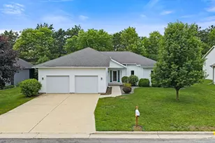 809 Hanksfield Pl, Prairie Du Sac, WI 53578 - Photo 3