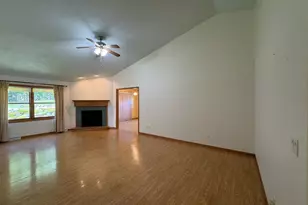 1002 N 2nd St, Monroe, WI 53566 - Photo 15