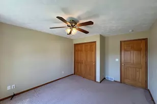 1002 N 2nd St, Monroe, WI 53566 - Photo 9