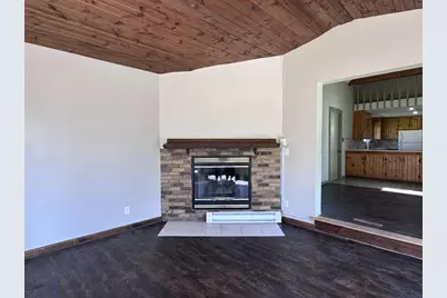 1626 S County Road C, Darien, WI 53114 - Photo 11