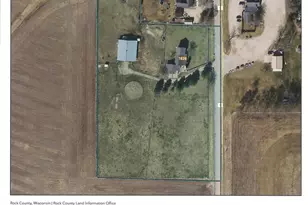 1626 S County Road C, Darien, WI 53114 - Photo 57