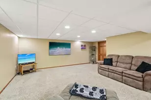 6443 Hickory Ln, Waunakee, WI 53597 - Photo 41