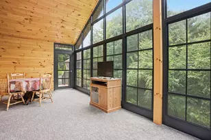 E9340 E Bay Ln, Wisconsin Dells, WI 53965 - Photo 11