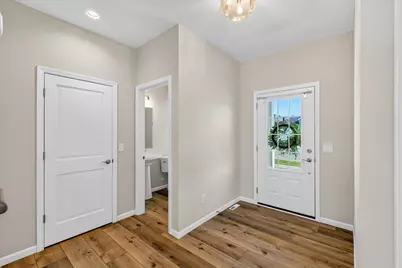 4085 Bear Tree Parkway, DeForest, WI 53532 - Photo 5