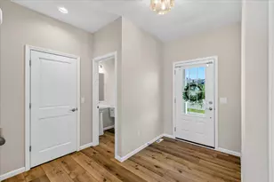 4085 Bear Tree Pkwy, DeForest, WI 53532 - Photo 5