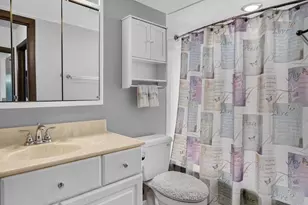 6245 Charing Cross Ln, Middleton, WI 53562 - Photo 21