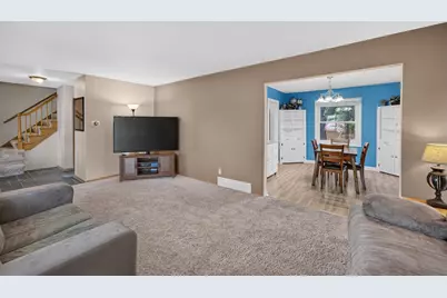 2206 Aspen Road, Madison, WI 53711 - Photo 7