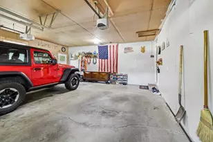 3489 Dell Dr, Madison, WI 53718 - Photo 33