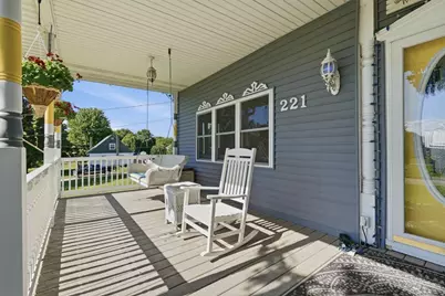 221 S Randolph Street, Cuba City,  53807 - Photo 3