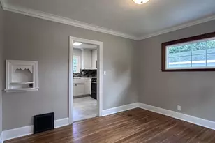 1221 Grace St, Janesville, WI 53545 - Photo 9