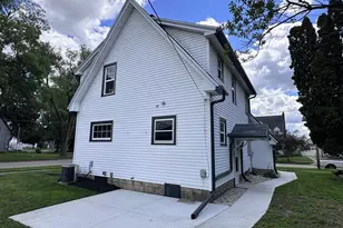 1221 Grace St, Janesville, WI 53545 - Photo 59