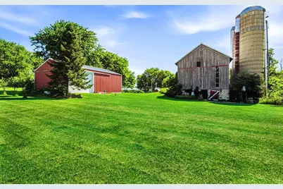 N7295 Manske Road, Lake Mills, WI 53551 - Photo 3