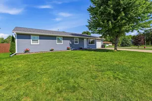 1103 Lombardi Ln, Beaver Dam, WI 53916 - Photo 3