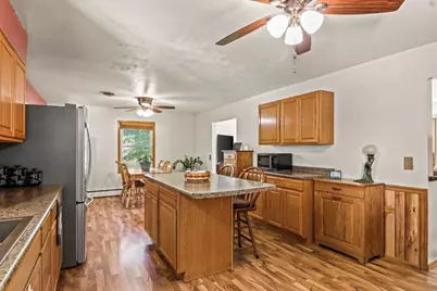 4990 Bultman Road, Madison, WI 53704 - Photo 9